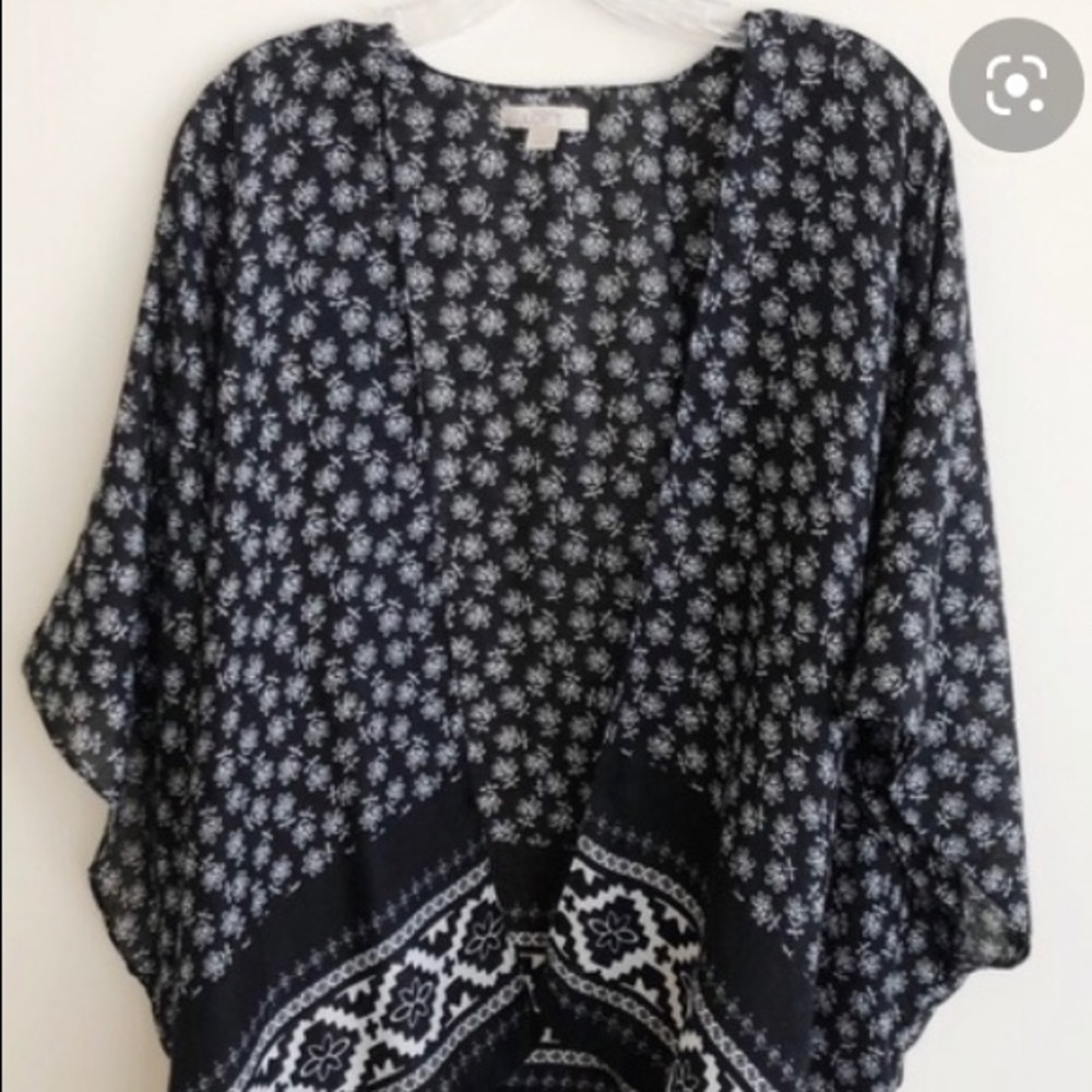 Loft Black and White Floral Kimino Size OS